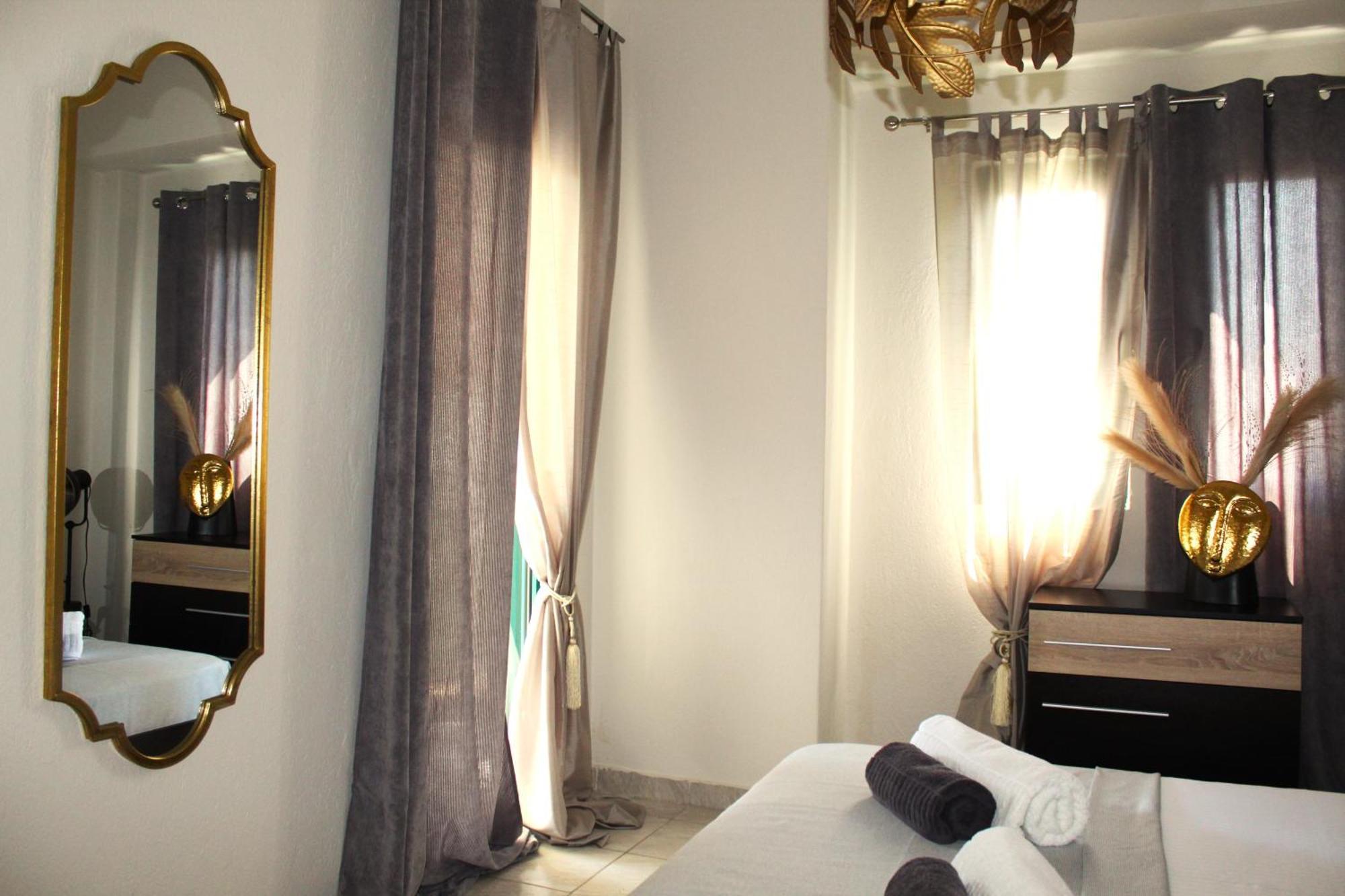 نيكيتي Azure Bliss Suites المظهر الخارجي الصورة
